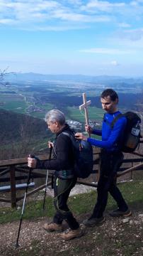 OD SVETNIKA DO SVETNIKA  JOŽKO JE KRIŽ NESEL Z JAKOBA NAD MAČE